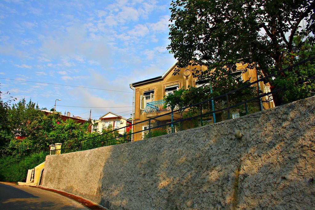 Achi Guest House Makhinjauri Exterior foto